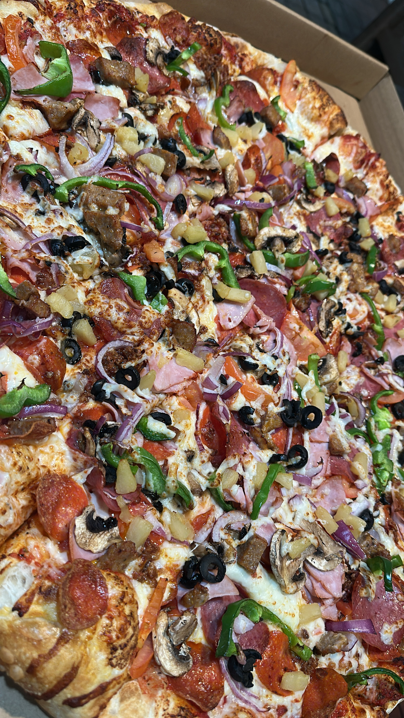 Big Guy's Pizza, Pasta and Sports Bar