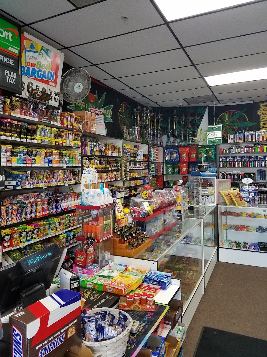 JR Smoke & Gifts