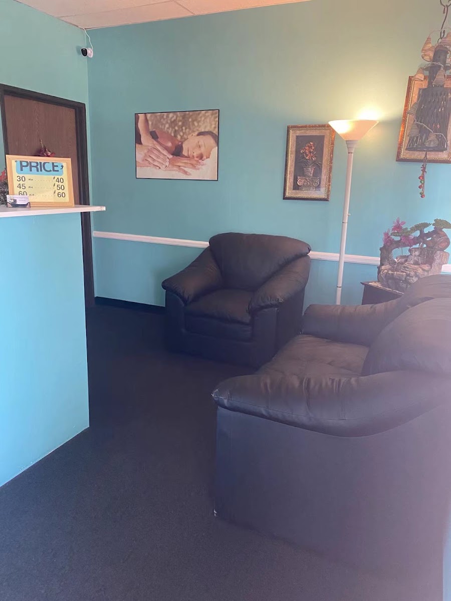 Lawrence Massage