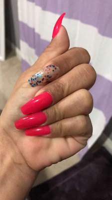 Beautiful Nails logo