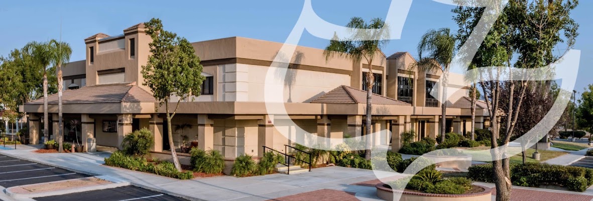 Calvary Chapel logo