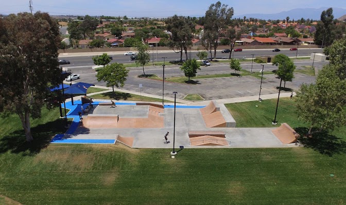 Moreno Valley Community Park logo