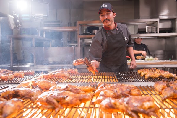 El Pollo Loco logo