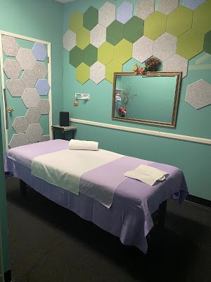 Lawrence Massage logo