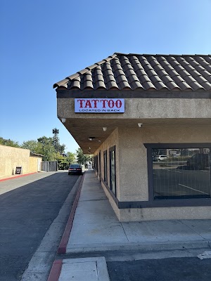 Showtime Tattoo Gallery logo